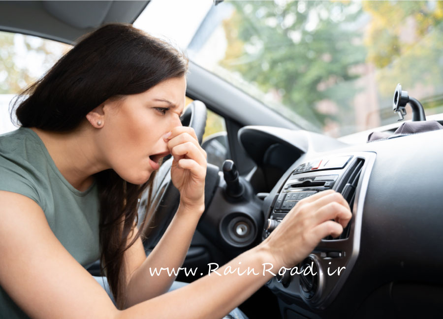 چگونه بوی بد داخل ماشین را به‌طور کامل از بین ببریم؟